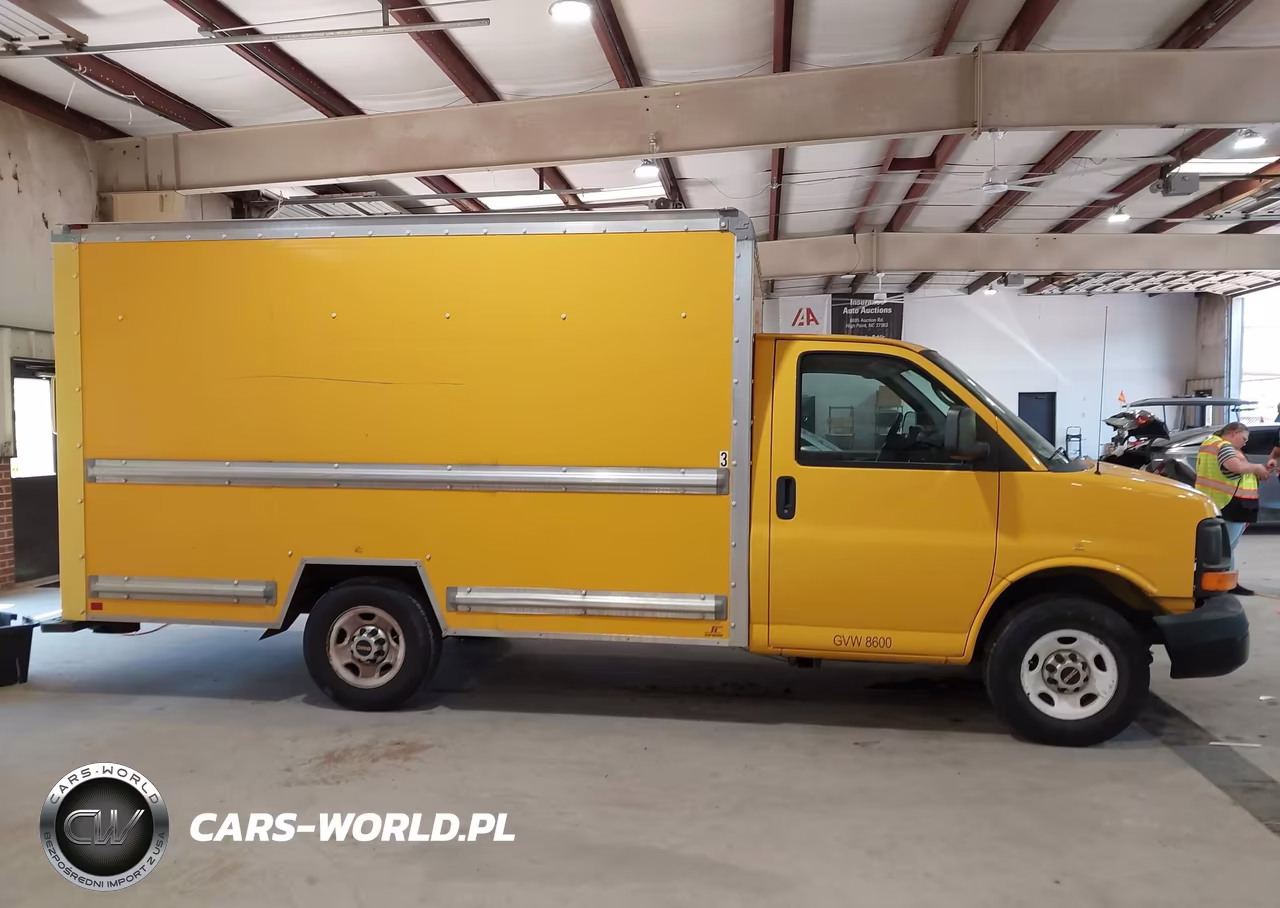 2011 GMC Savana Cutaway Work Van VIN:1GDY72CA5B1901047 - 13