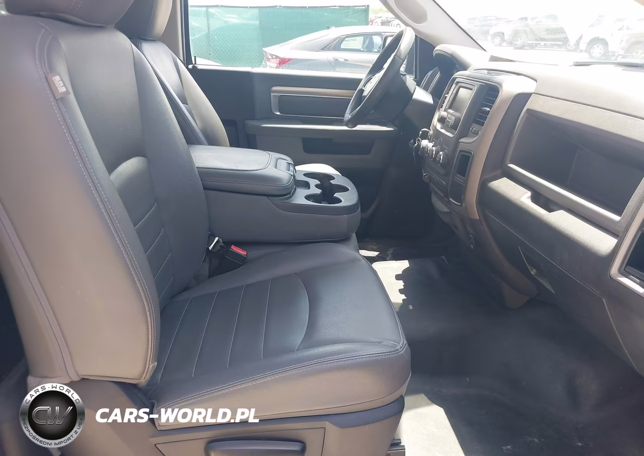 2019 Ram 1500 Classic Tradesman 4X2 8' Box VIN:3C6JR6DG8KG503947 - 5