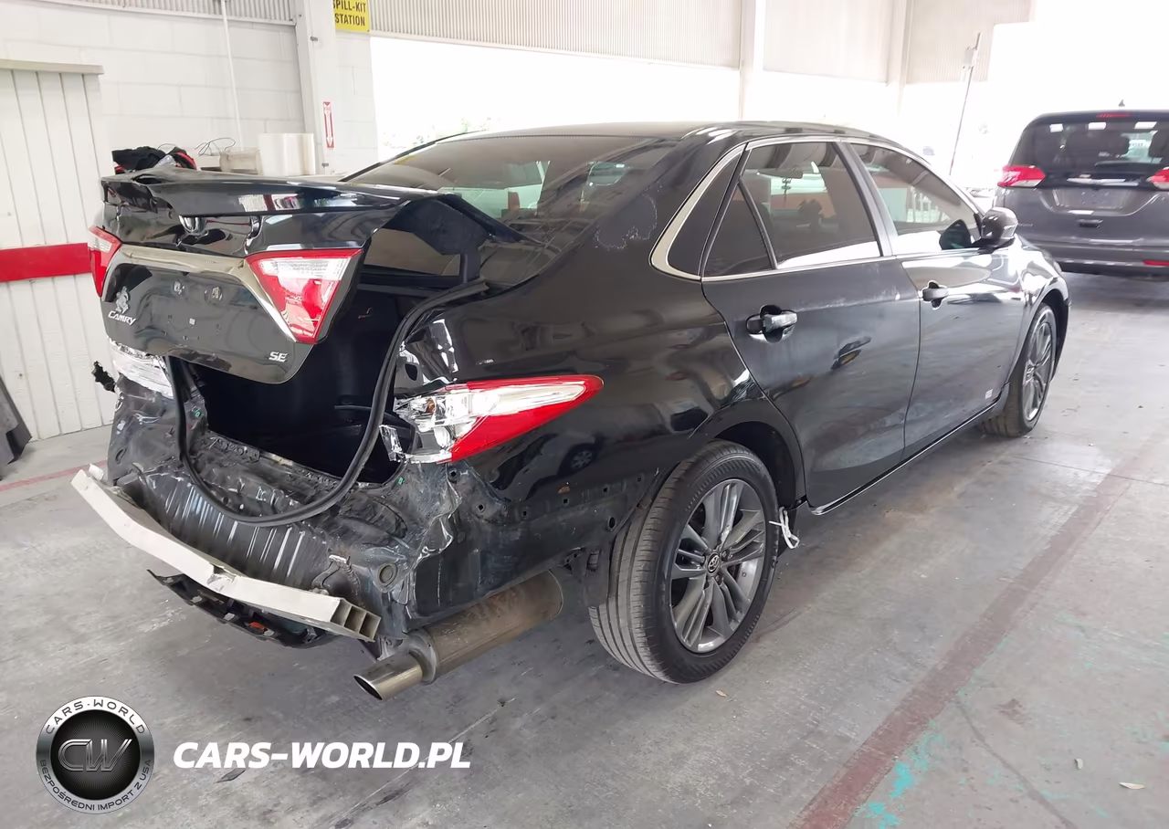 2016 Toyota Camry Se VIN:4T1BF1FK9GU154890 - 4