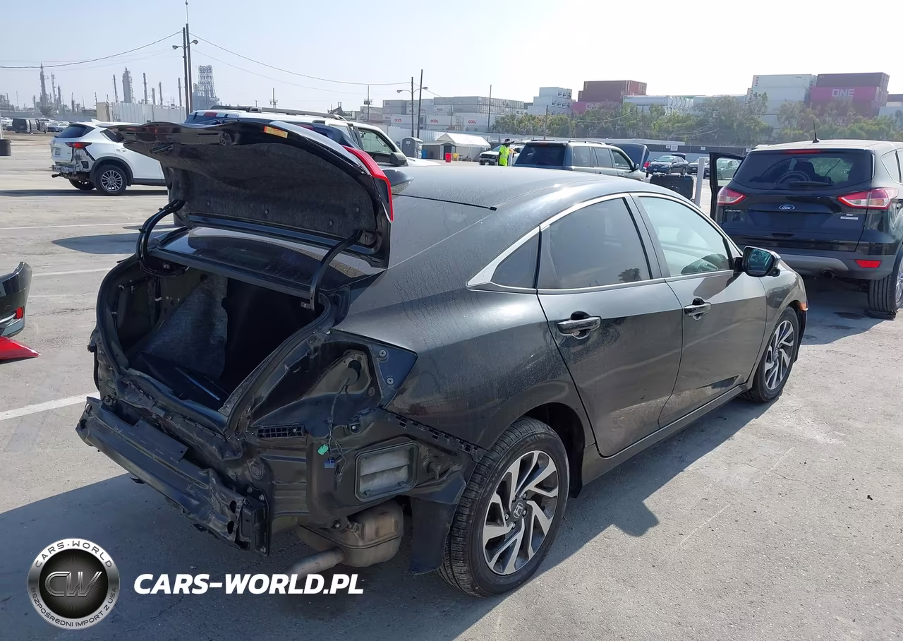 2017 Honda Civic Ex VIN:19XFC2F73HE052257 - 4