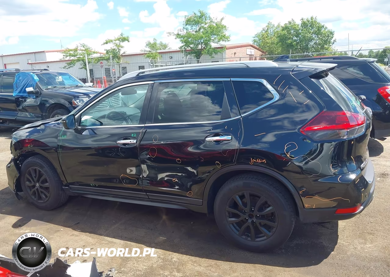 2019 Nissan Rogue S VIN:5N1AT2MT9KC828251 - 14
