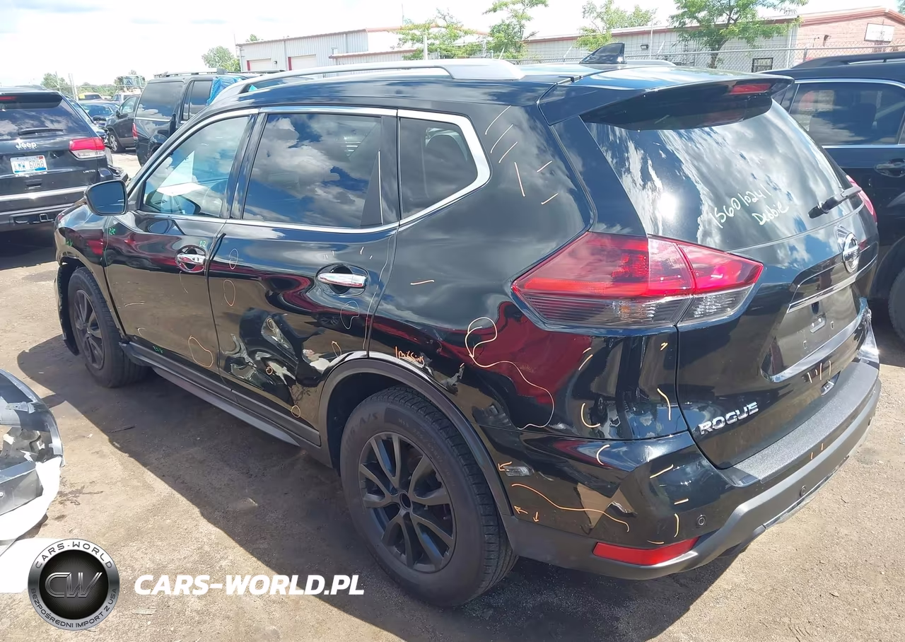 2019 Nissan Rogue S VIN:5N1AT2MT9KC828251 - 3