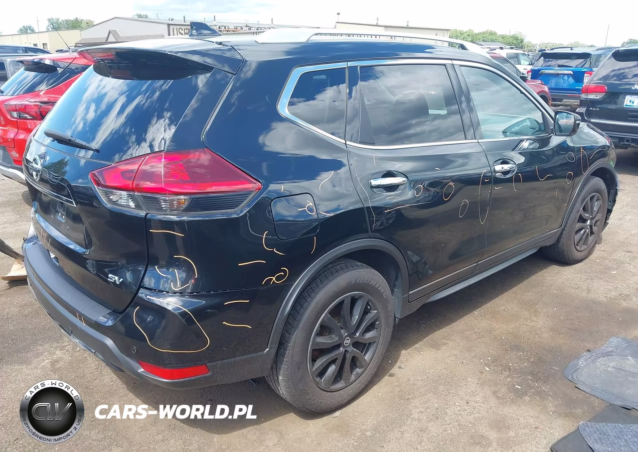 2019 Nissan Rogue S VIN:5N1AT2MT9KC828251 - 4