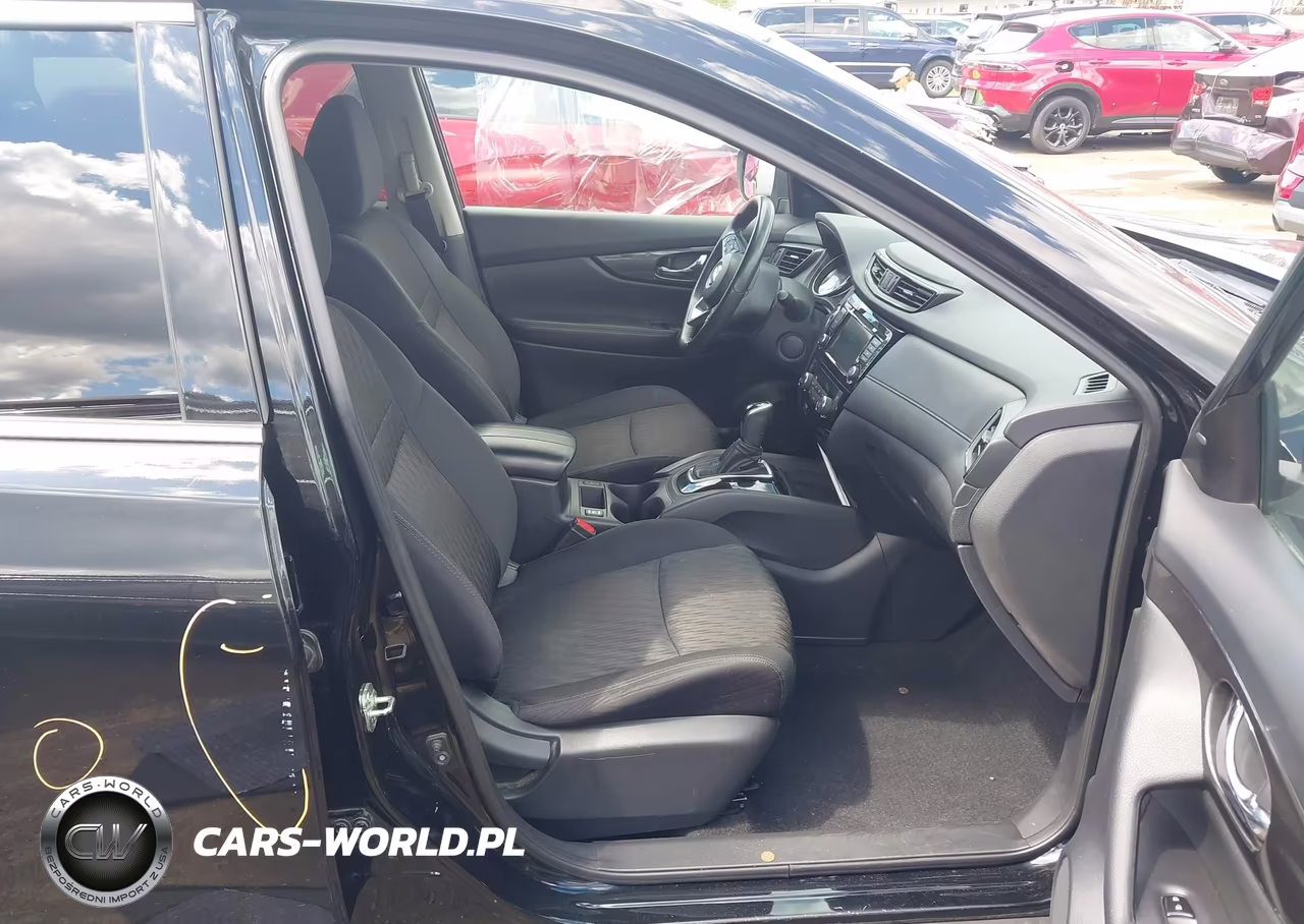 2019 Nissan Rogue S VIN:5N1AT2MT9KC828251 - 5