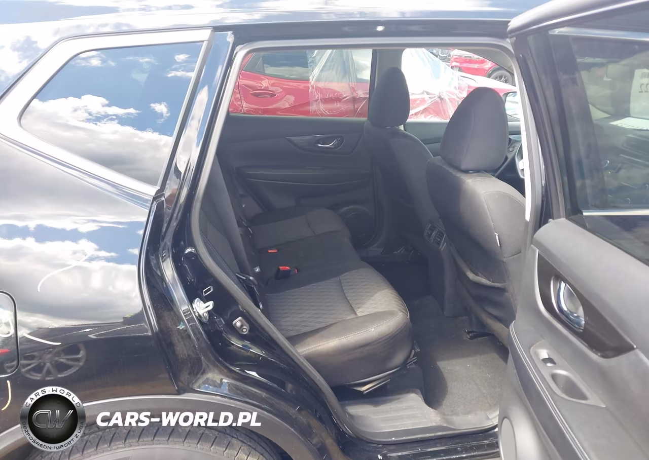 2019 Nissan Rogue S VIN:5N1AT2MT9KC828251 - 8