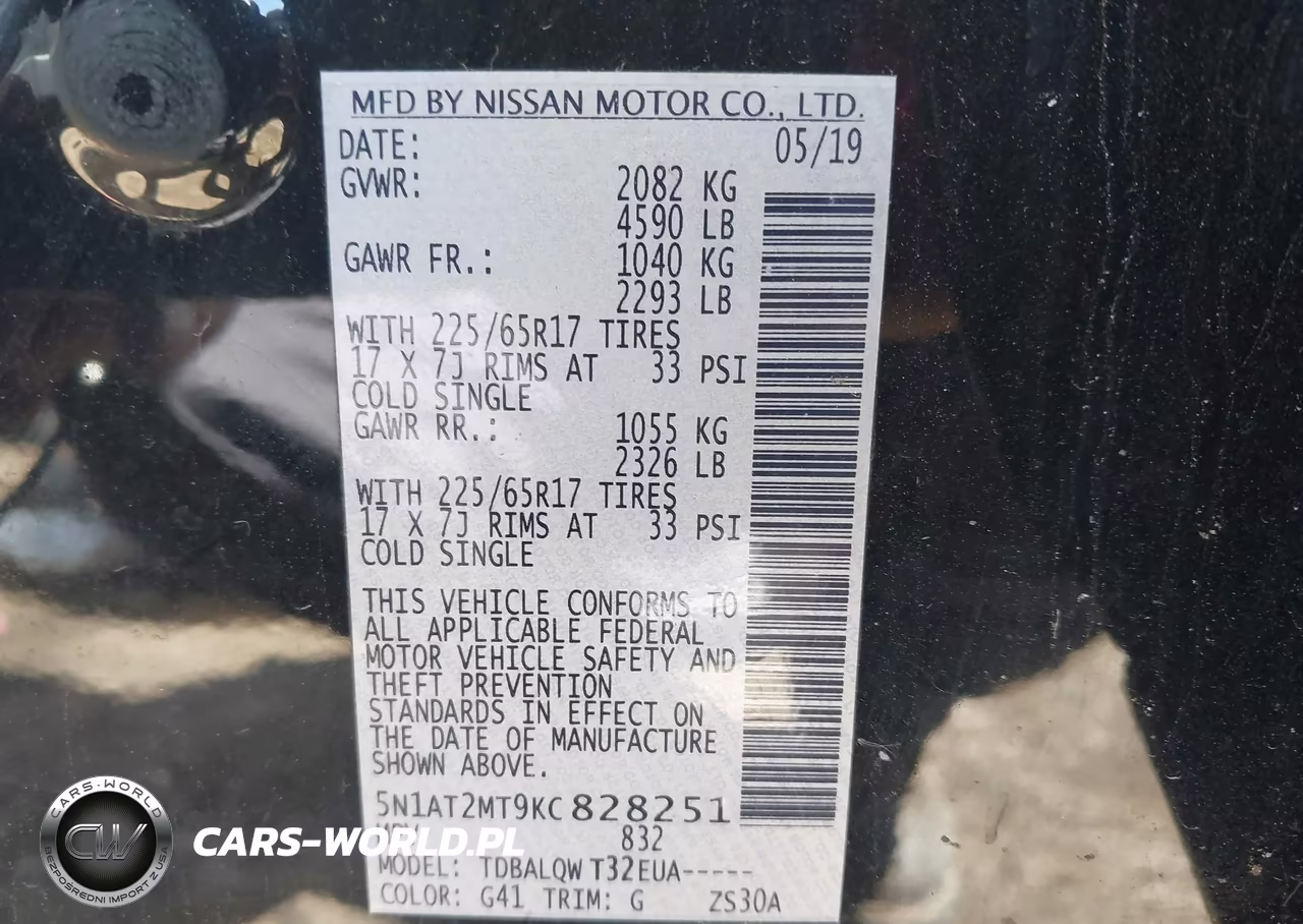 2019 Nissan Rogue S VIN:5N1AT2MT9KC828251 - 9