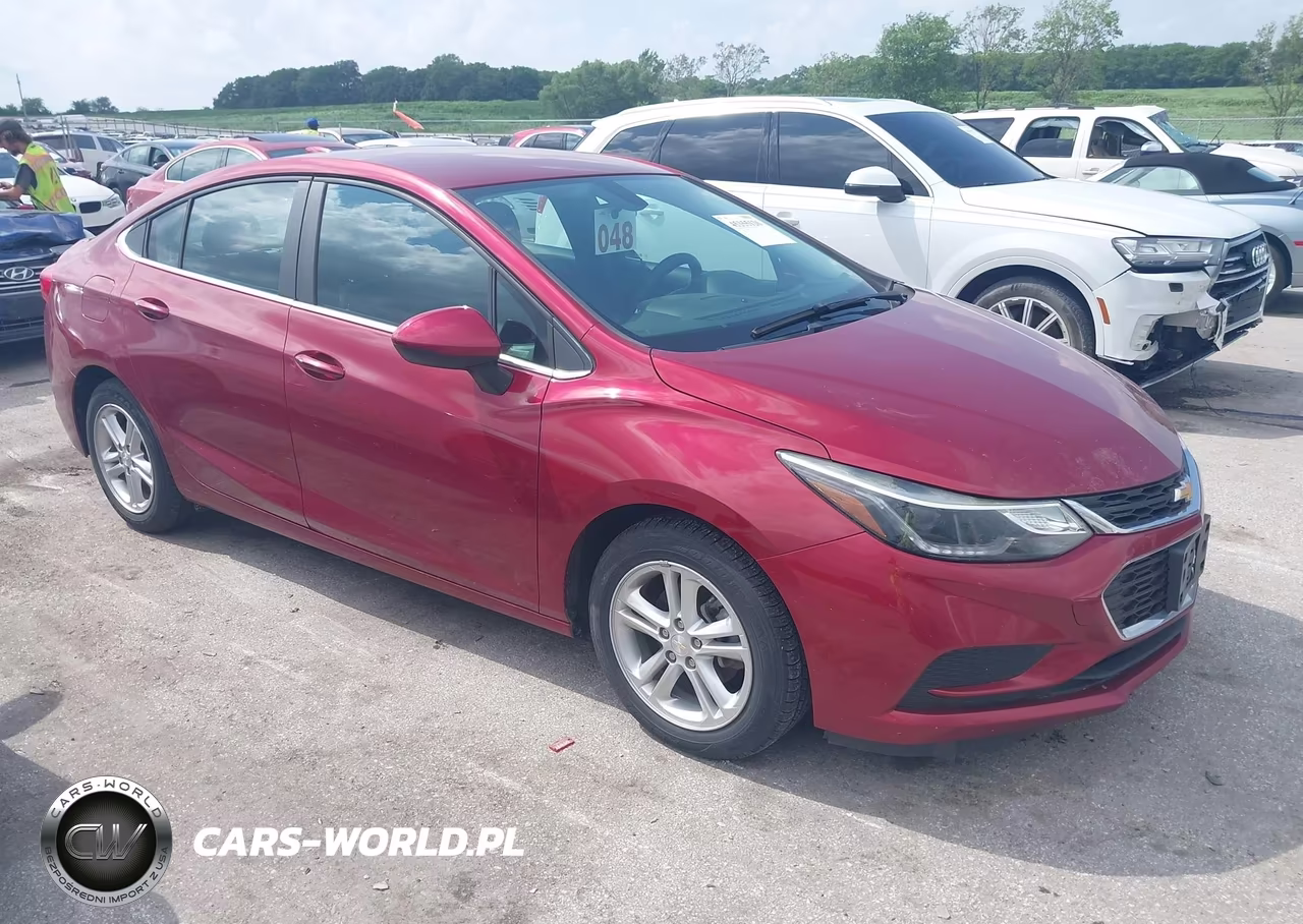 2017 Chevrolet Cruze Lt Auto – zdjęcie 1 z 11
