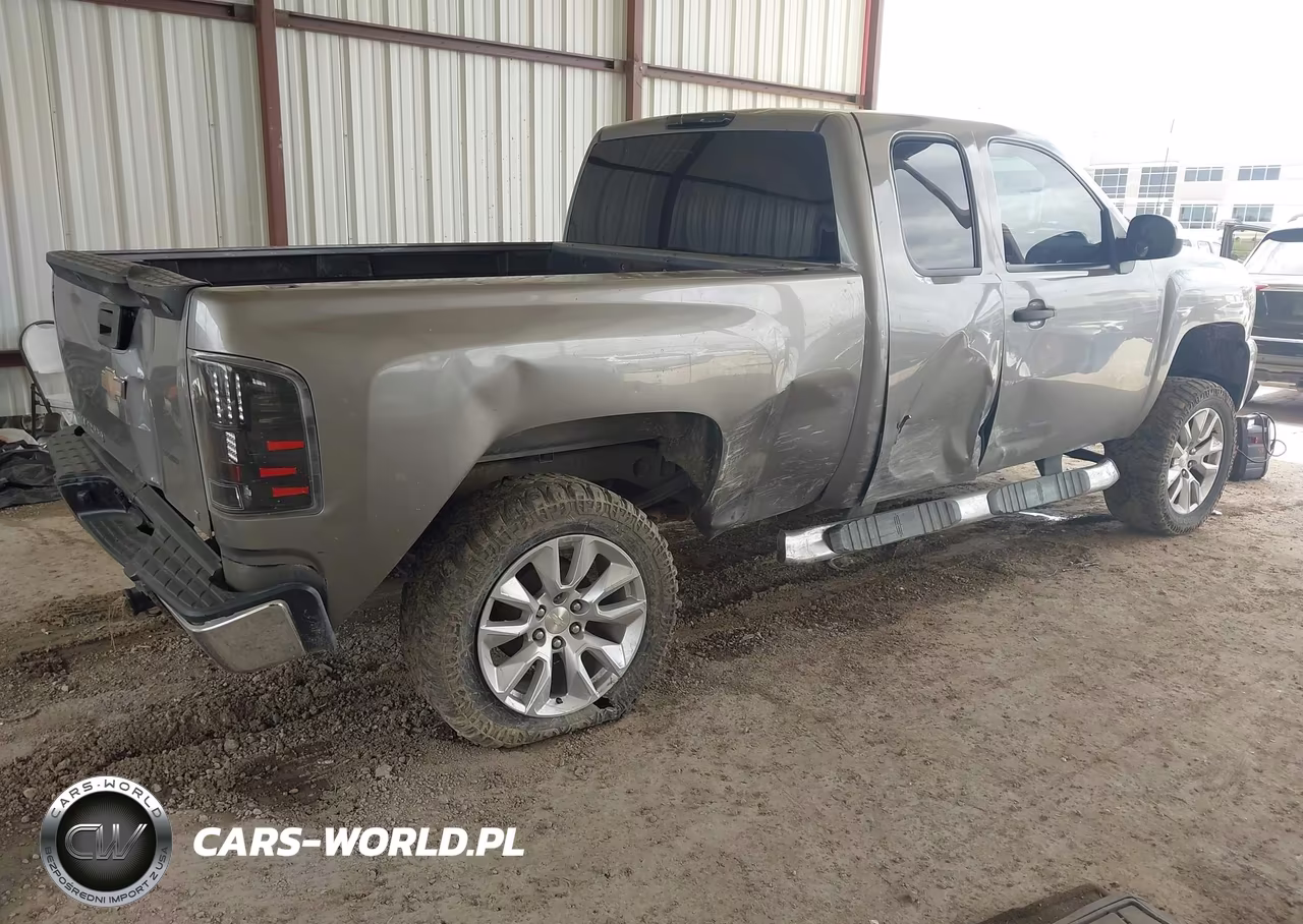 2008 Chevrolet Silverado 1500 Lt1 VIN:2GCEC19C281312899 - 4