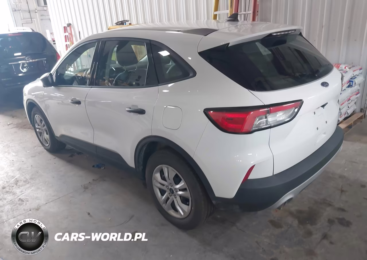 2021 Ford Escape S VIN:1FMCU0F67MUA98354 - 3