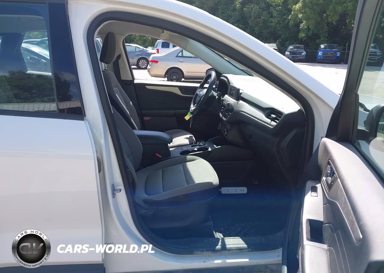 2021 Ford Escape S VIN:1FMCU0F67MUA98354 - 5