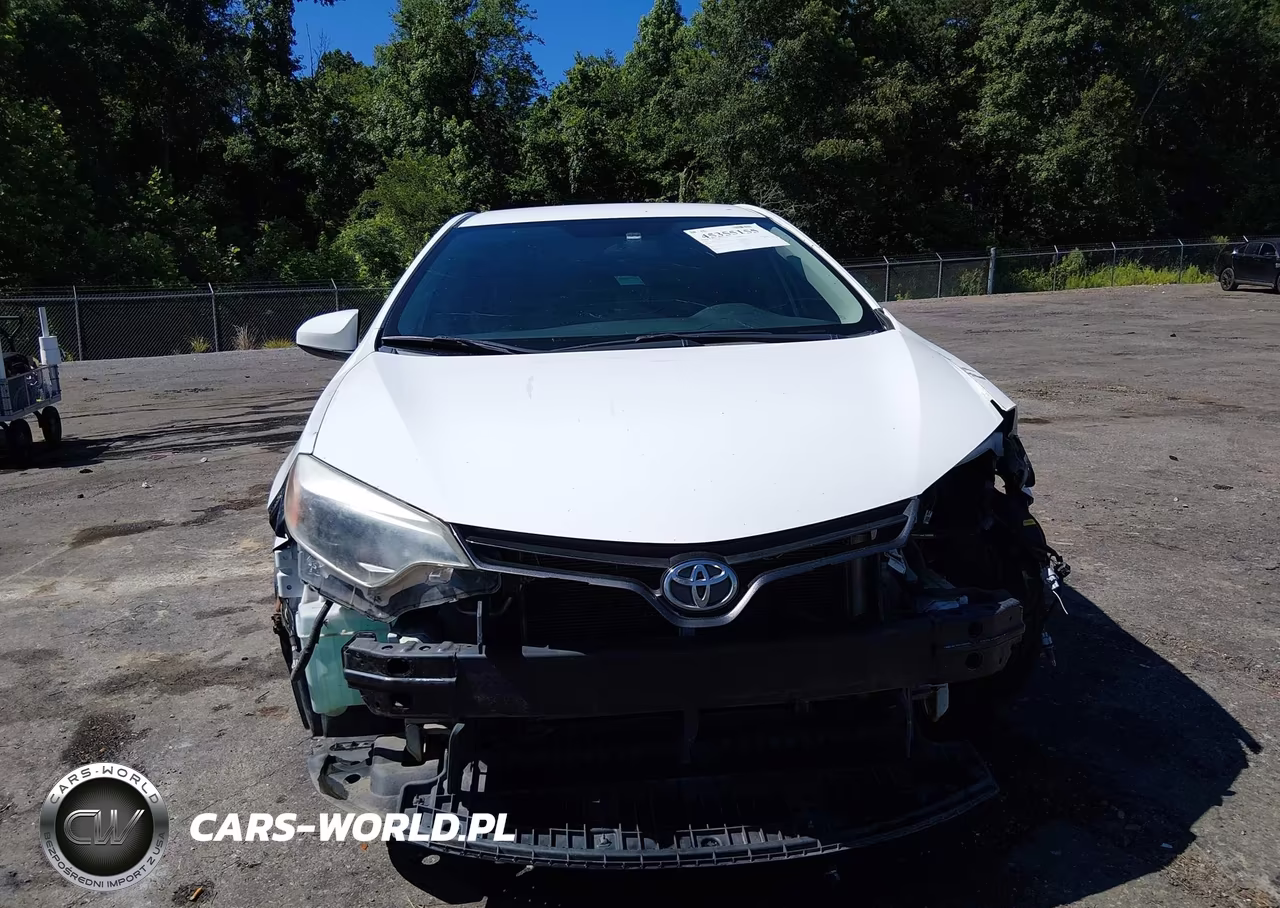 2016 Toyota Corolla Le VIN:5YFBURHE9GP431213 - 13