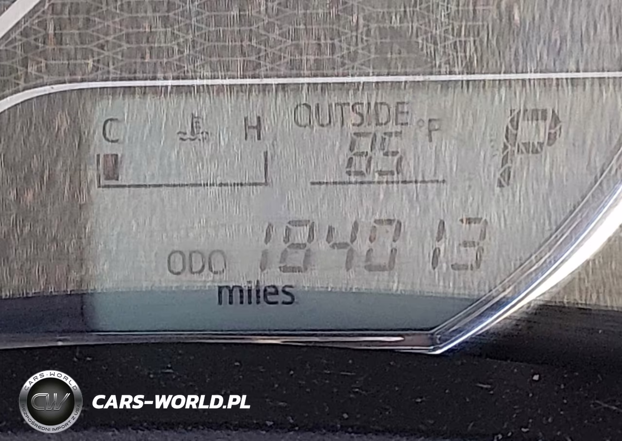 2016 Toyota Corolla Le VIN:5YFBURHE9GP431213 - 16