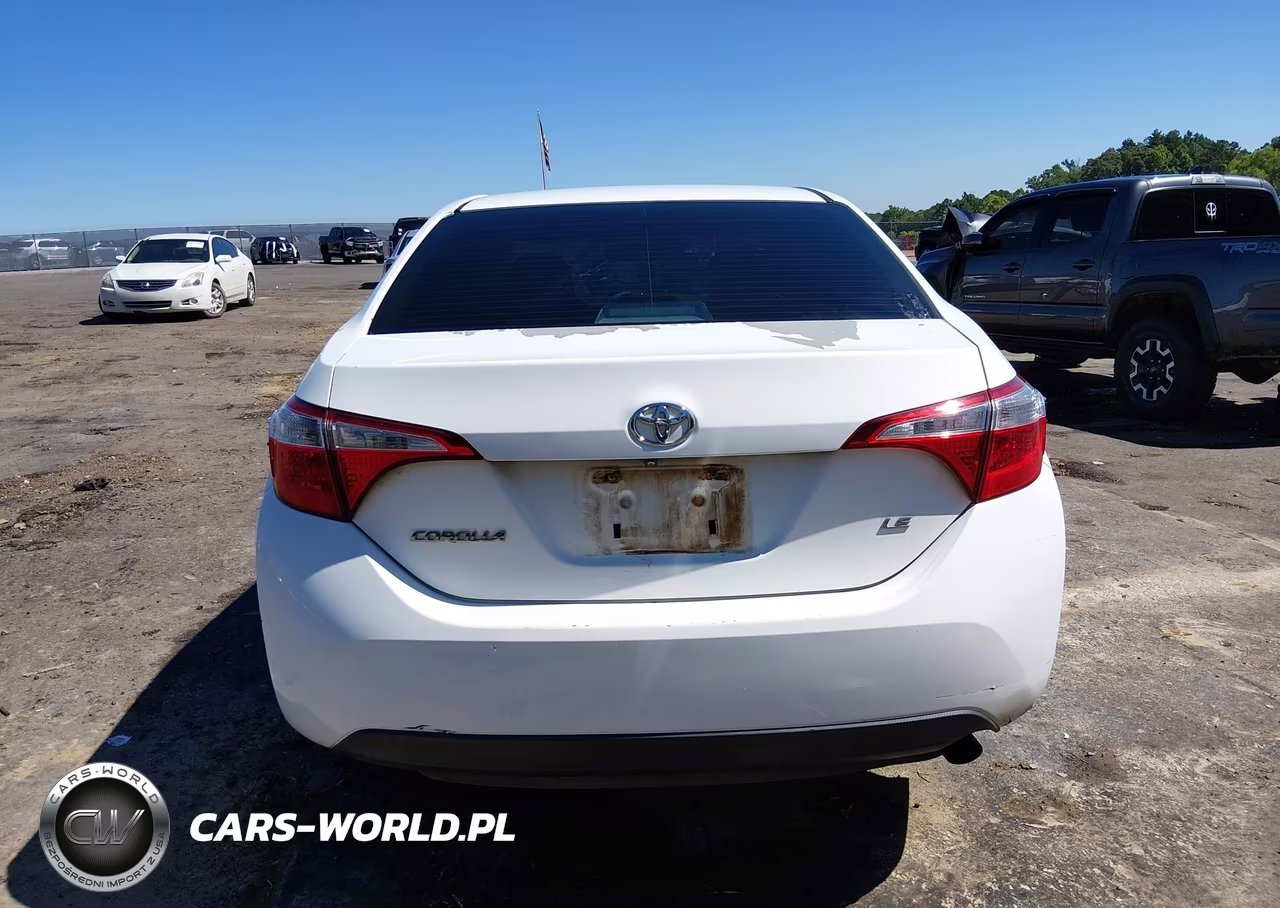 2016 Toyota Corolla Le VIN:5YFBURHE9GP431213 - 17
