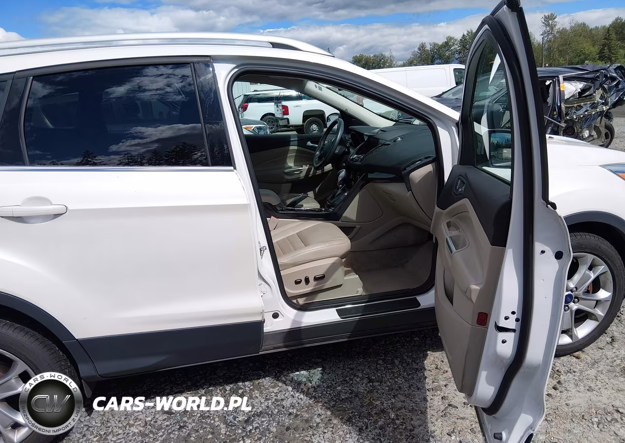 2015 Ford Escape Titanium VIN:1FMCU9J91FUC64506 - 5