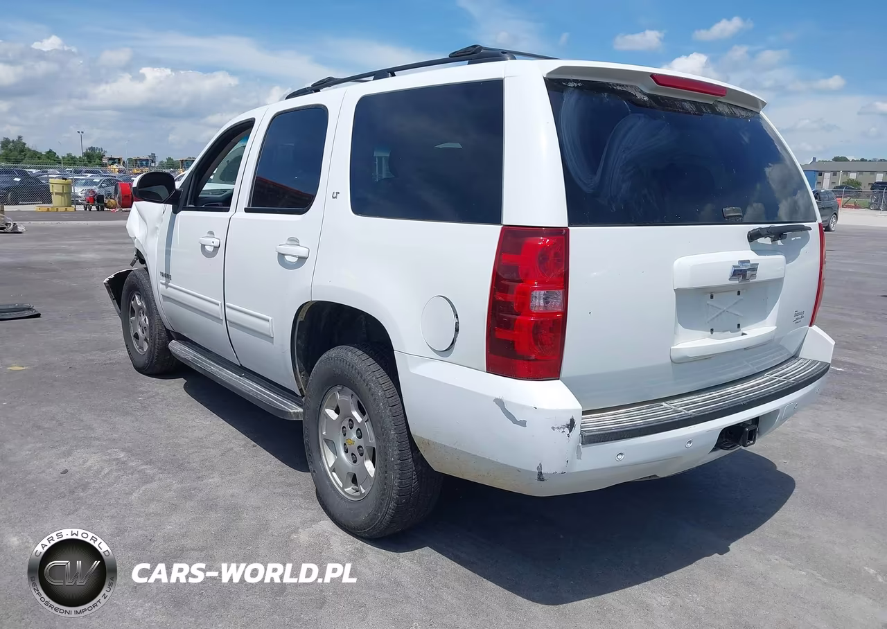 2010 Chevrolet Tahoe Lt VIN:1GNUKBE04AR165151 - 3