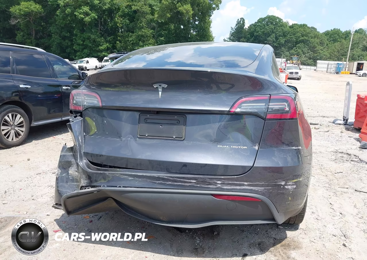 2024 Tesla Model Y Long Range Dual Motor All-Wheel Drive VIN:7SAYGDEE8RA310308 - 16