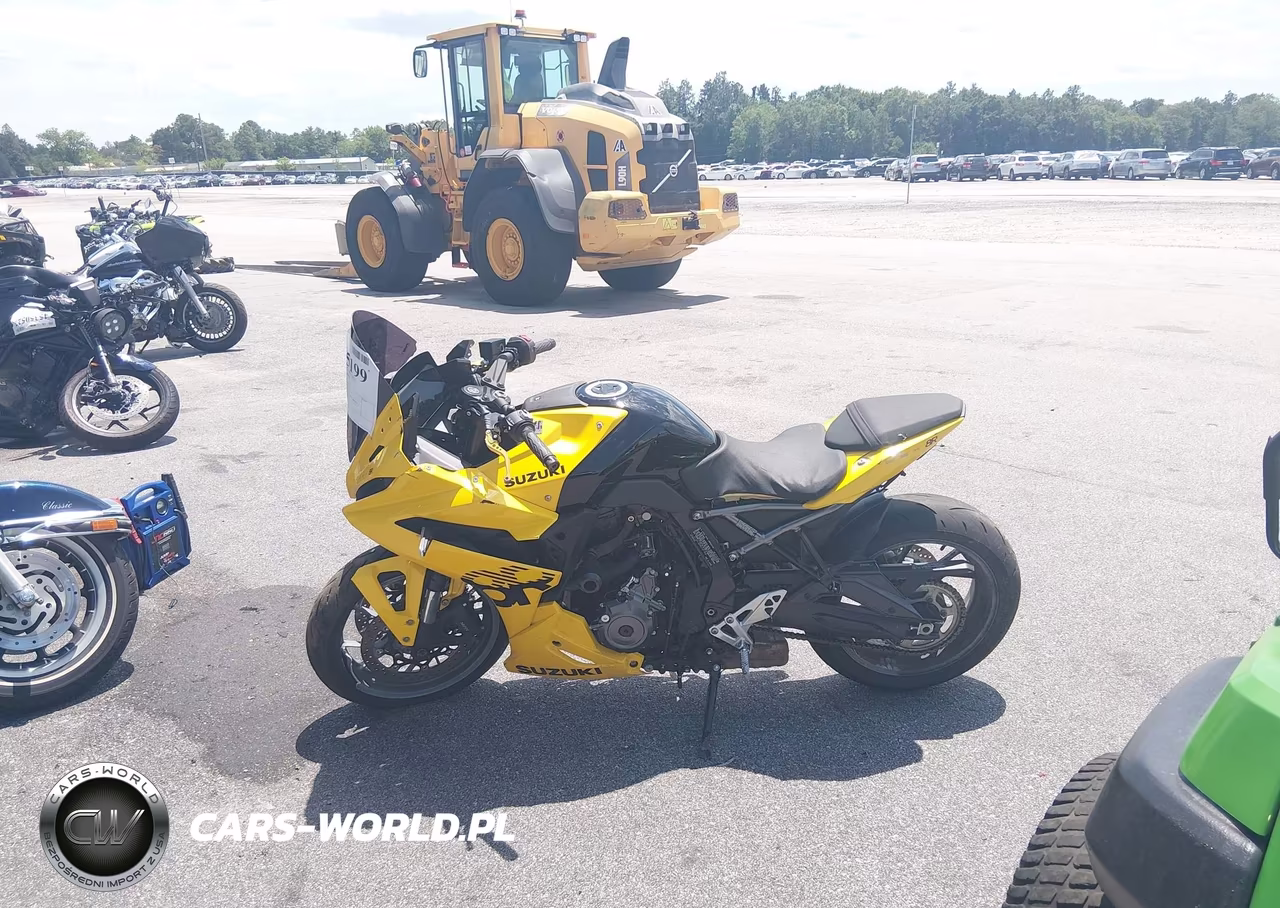 2024 Suzuki Gsx800 F VIN:JS1EM13B9R7101002 - 12