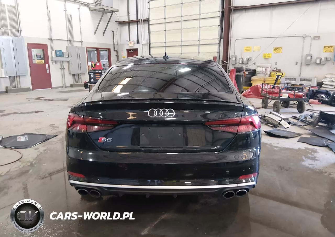 2018 Audi S5 3.0T Premium Plus VIN:WAUC4CF55JA030514 - 17