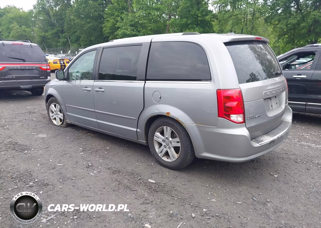 2013 Dodge Grand Caravan Crew VIN:2C4RDGDG7DR765469 - 3