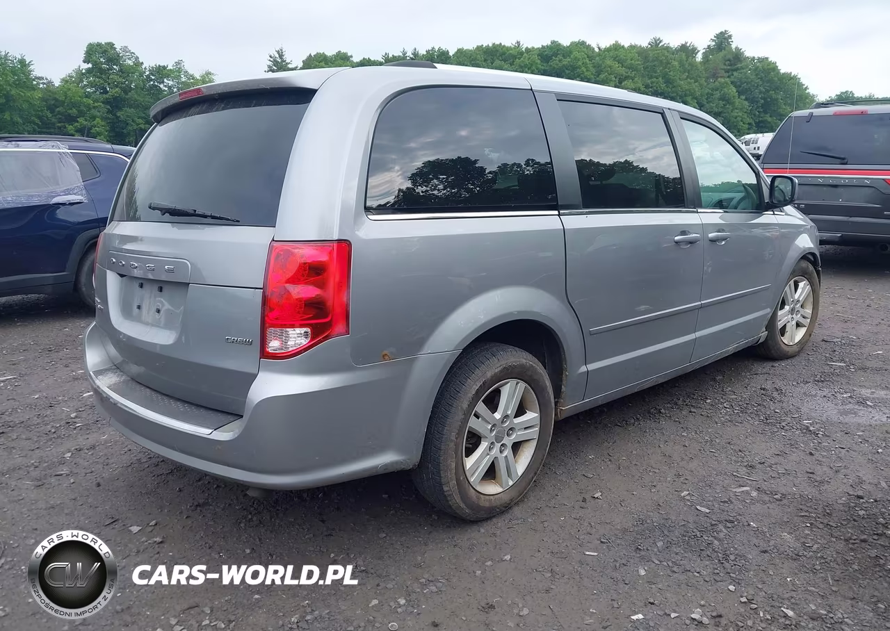 2013 Dodge Grand Caravan Crew VIN:2C4RDGDG7DR765469 - 4