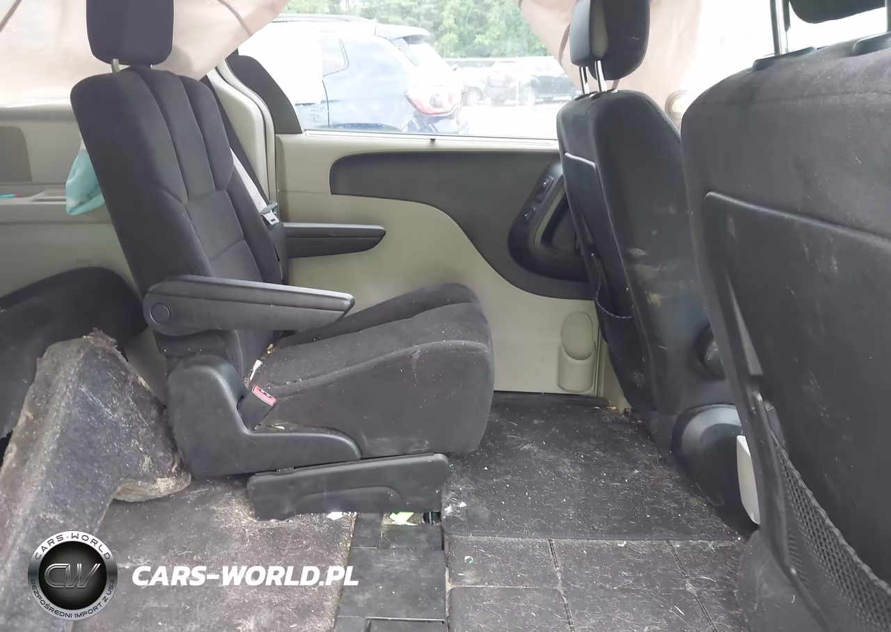 2013 Dodge Grand Caravan Crew VIN:2C4RDGDG7DR765469 - 8