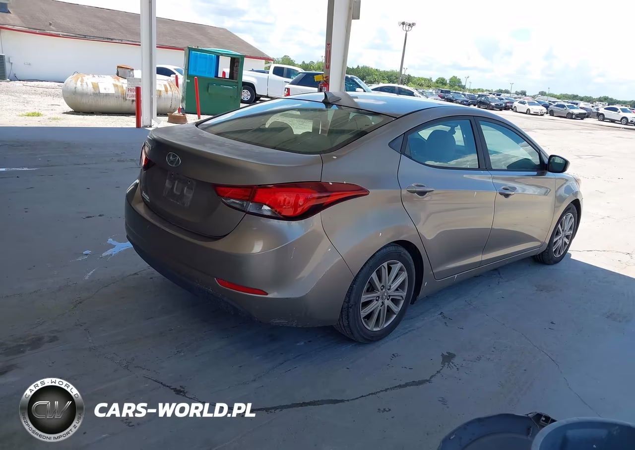 2015 Hyundai Elantra Se VIN:5NPDH4AE8FH559058 - 4