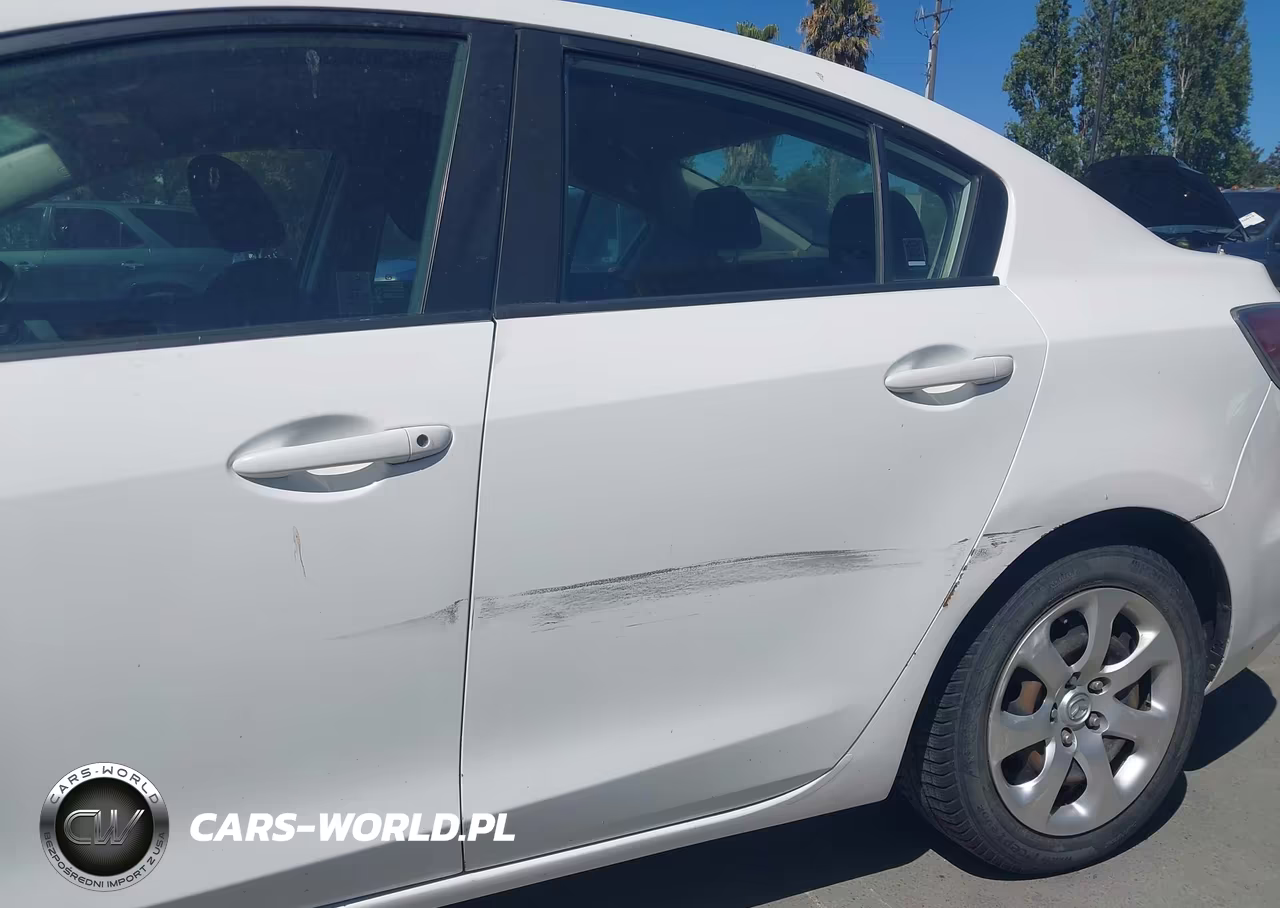 2011 Mazda Mazda3 I Sport VIN:JM1BL1UG9B1441880 - 6
