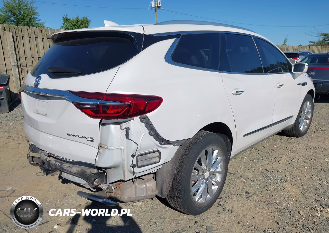 2018 Buick Enclave Premium VIN:5GAEVBKW1JJ145128 - 4