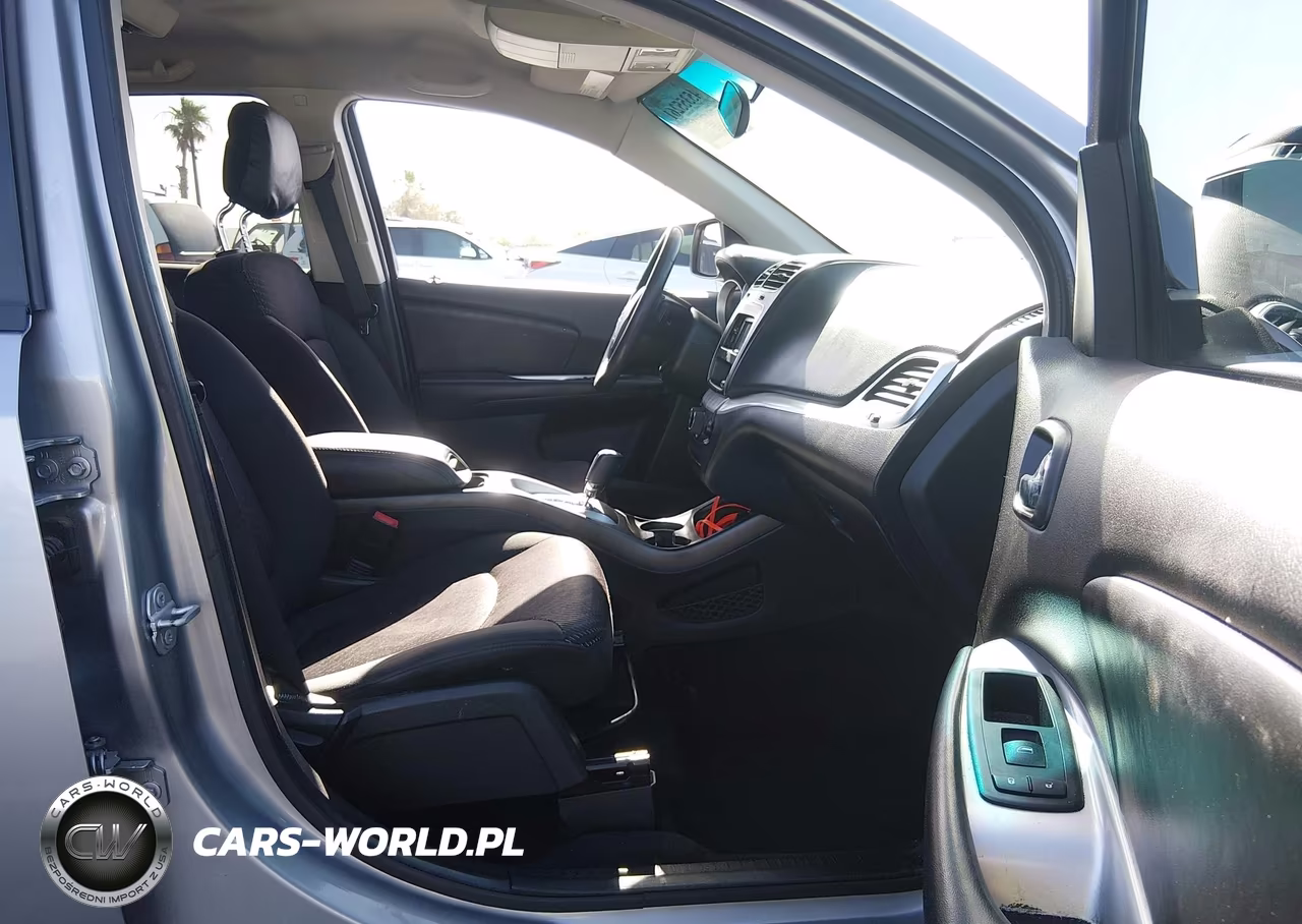 2018 Dodge Journey Se VIN:3C4PDCAB5JT274836 - 5