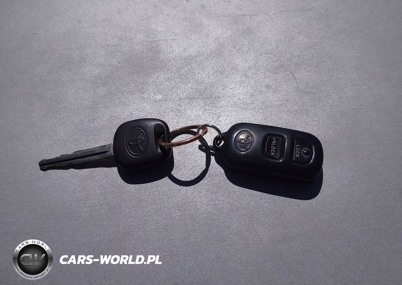 2007 Toyota Corolla Le VIN:1NXBR32E47Z893135 - 11