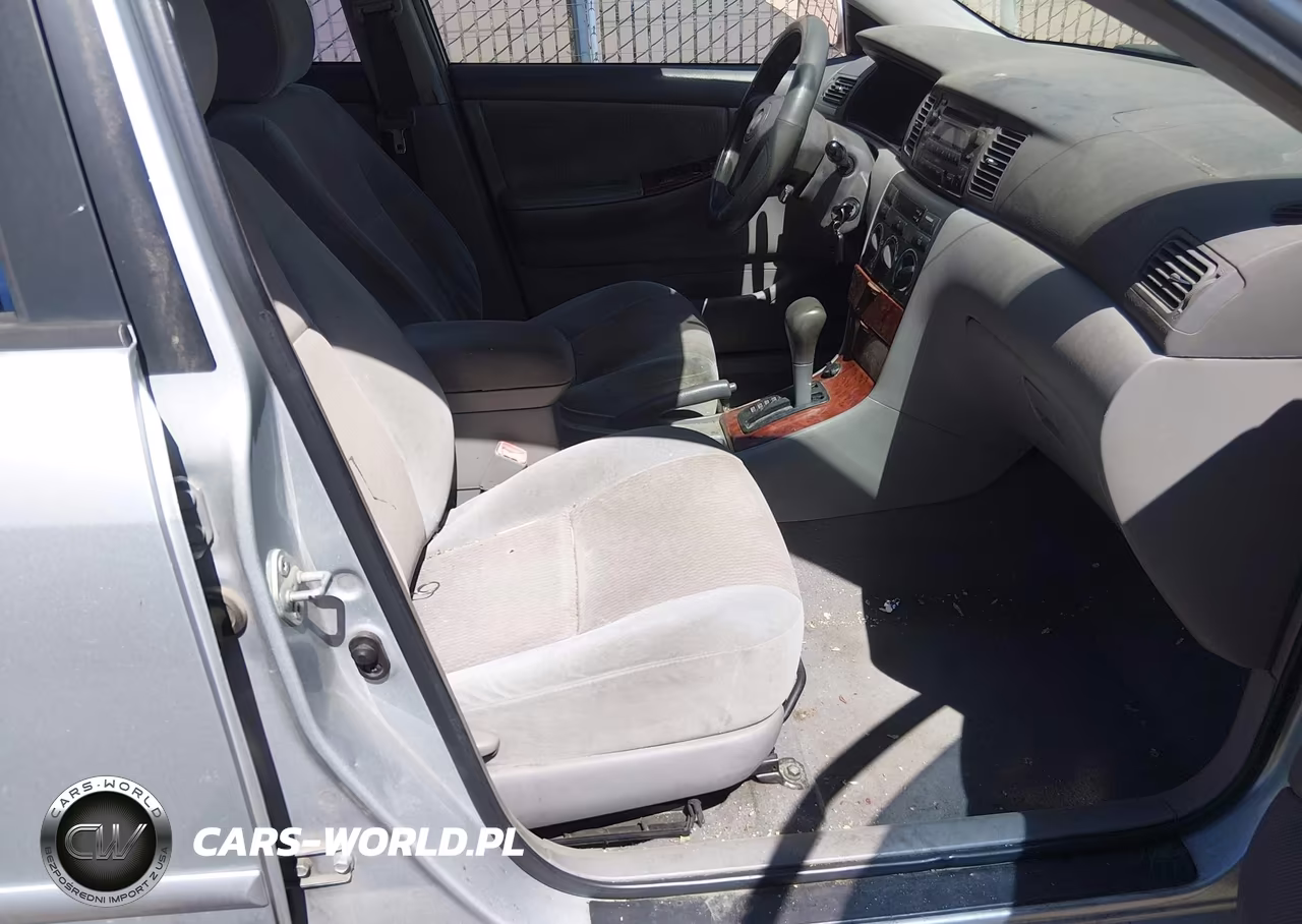 2007 Toyota Corolla Le VIN:1NXBR32E47Z893135 - 5