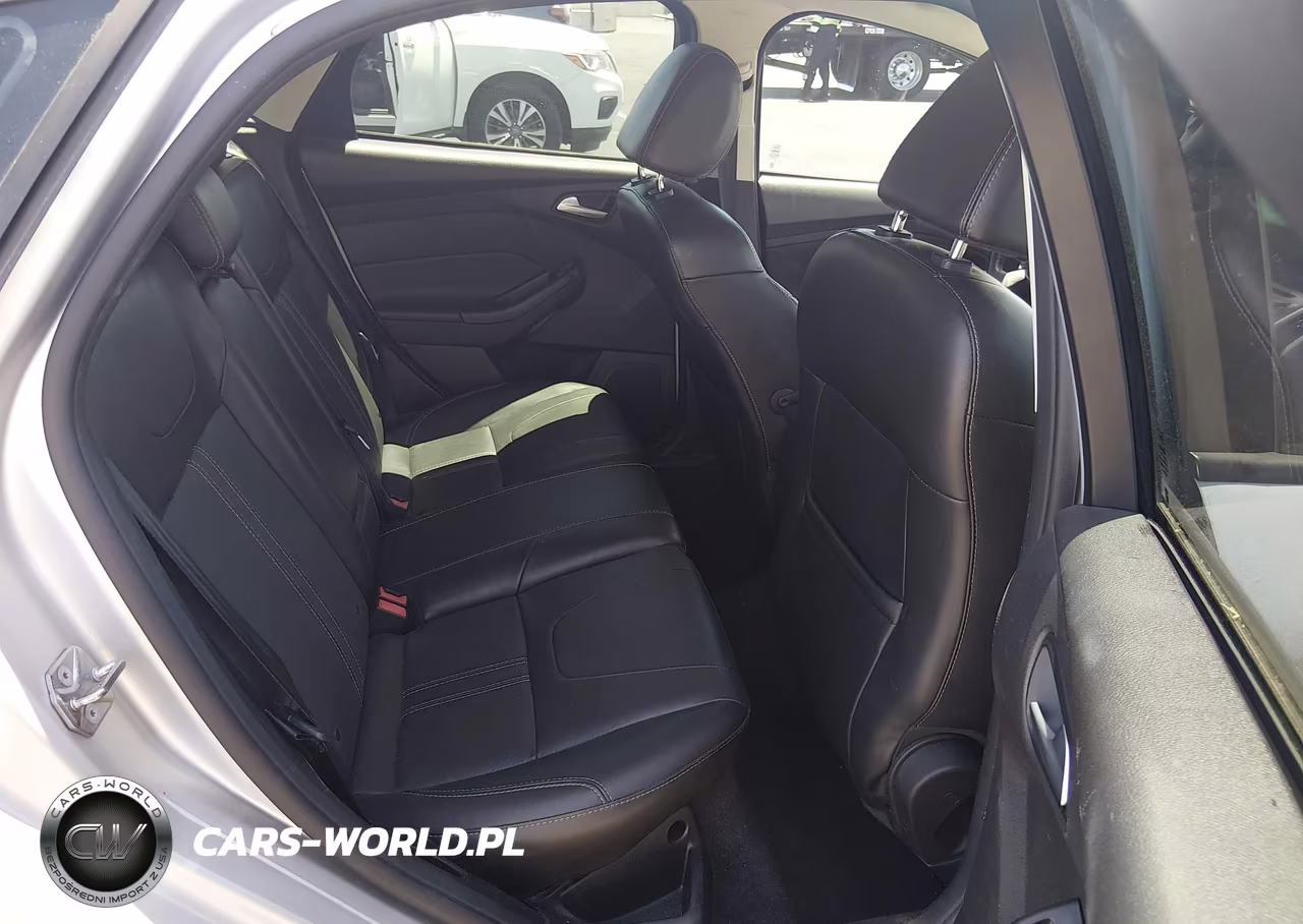 2014 Ford Focus Se VIN:1FADP3K20EL444133 - 8
