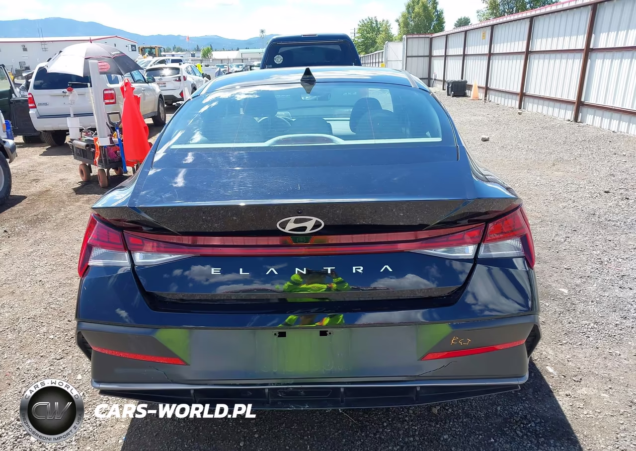 2025 Hyundai Elantra Sel Convenience VIN:KMHLS4DG1SU024823 - 16