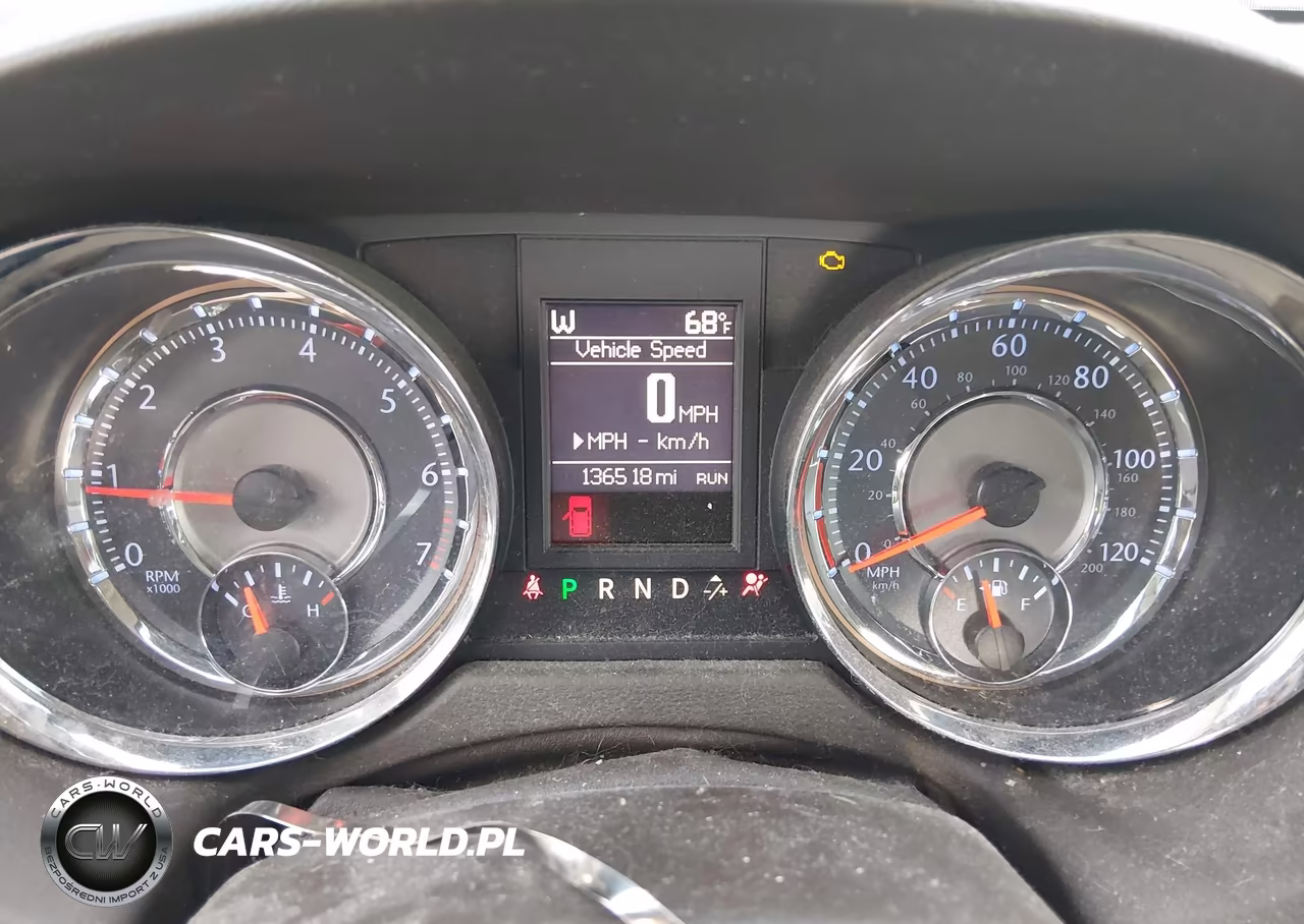 2013 Chrysler Town & Country Touring VIN:2C4RC1BG9DR736820 - 7