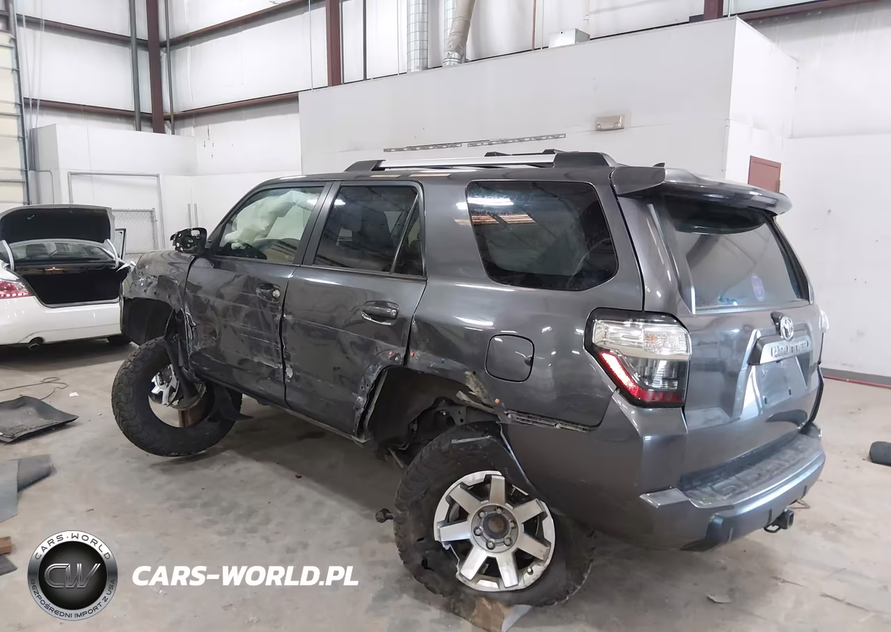 2015 Toyota 4Runner Trail VIN:JTEBU5JR0F5240048 - 3