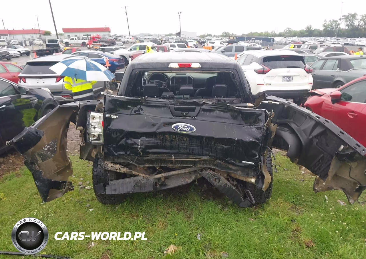 2018 Ford F-150 Xlt VIN:1FTEW1EP7JFC86198 - 16