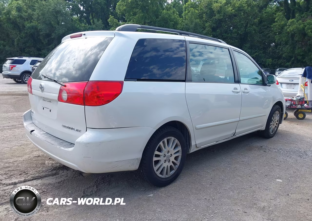 2007 Toyota Sienna Xle VIN:5TDZK22C07S047055 - 4