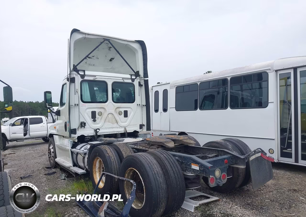 2017 Freightliner Cascadia 125 VIN:1FUJGEBGXHLHX7265 - 14