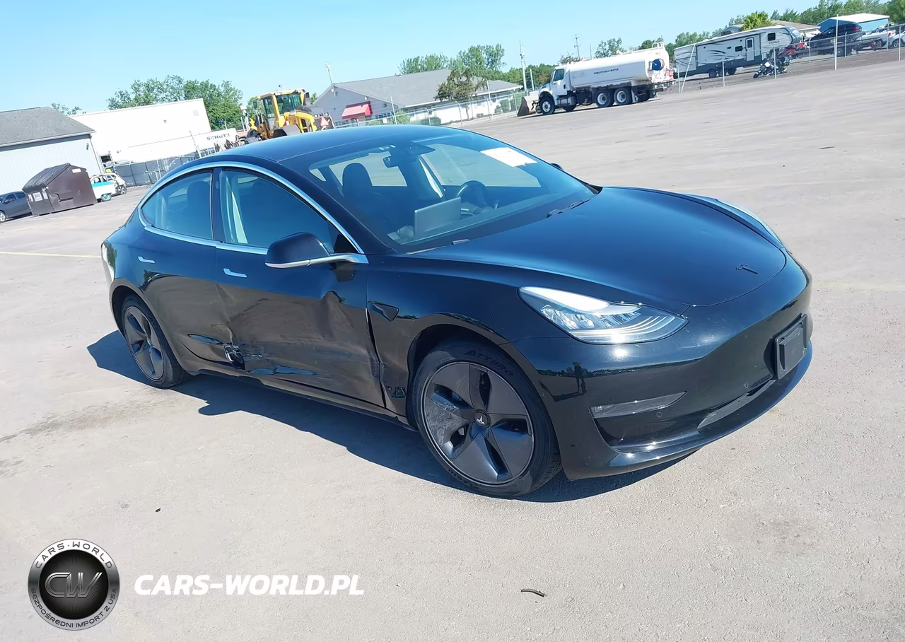2018 Tesla Model 3 Long Range-Performance – zdjęcie 1 z 18