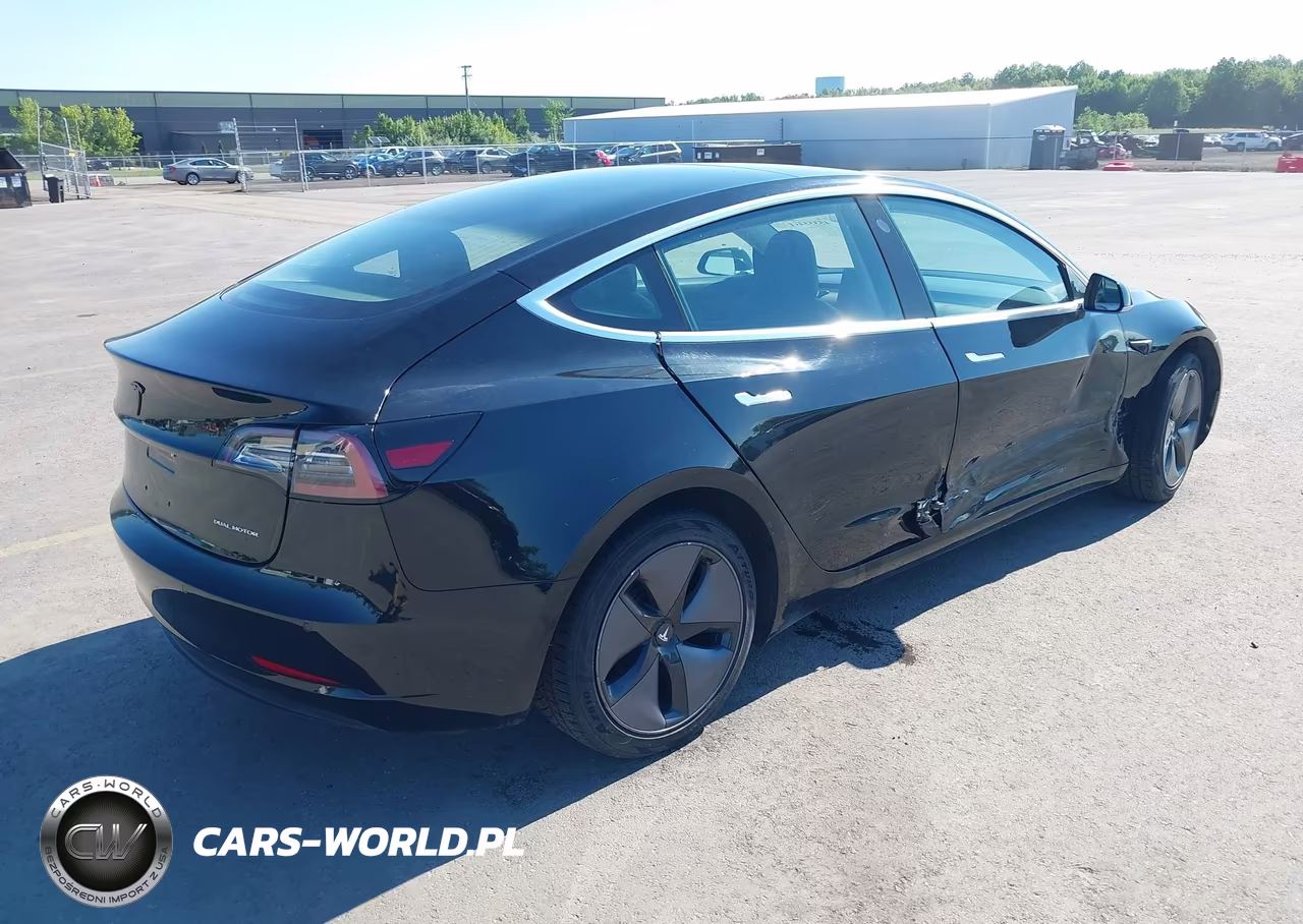 2018 Tesla Model 3 Long Range-Performance VIN:5YJ3E1EB9JF181987 - 4