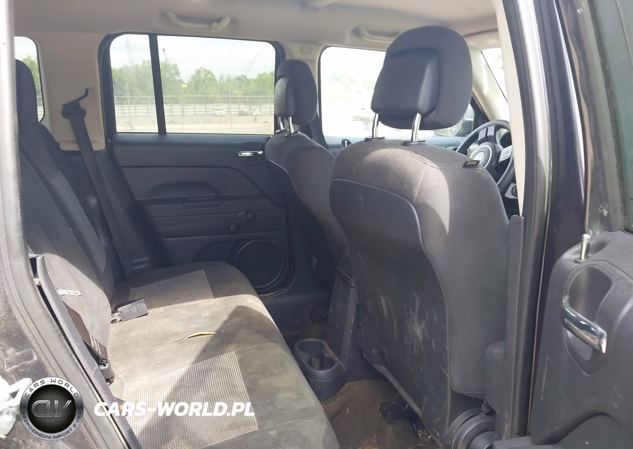 2016 Jeep Patriot Sport VIN:1C4NJPBA9GD536272 - 8