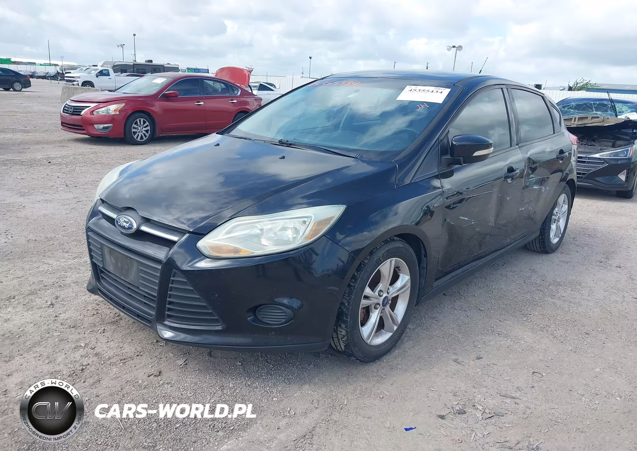 2014 Ford Focus Se VIN:1FADP3K28EL389799 - 2