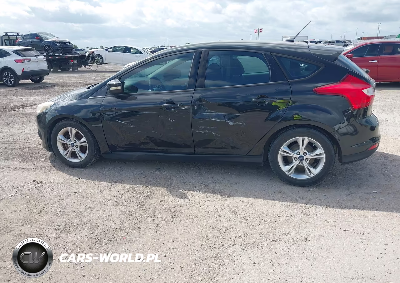 2014 Ford Focus Se VIN:1FADP3K28EL389799 - 6