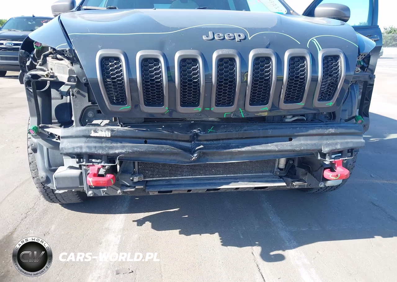 2017 Jeep Cherokee Trailhawk L Plus 4X4 VIN:1C4PJMBS5HW583448 - 6