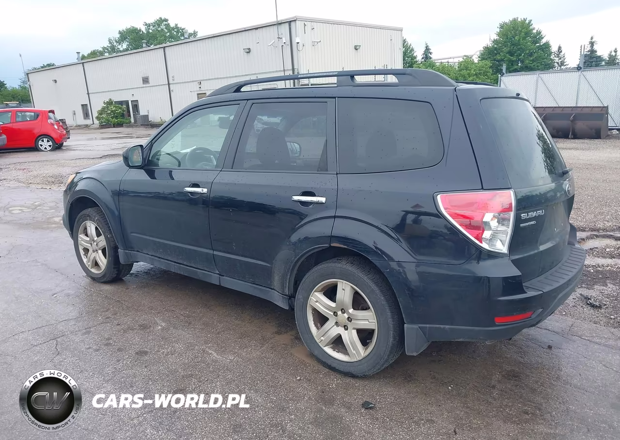 2010 Subaru Forester 2.5X Premium VIN:JF2SH6CC9AH725417 - 3