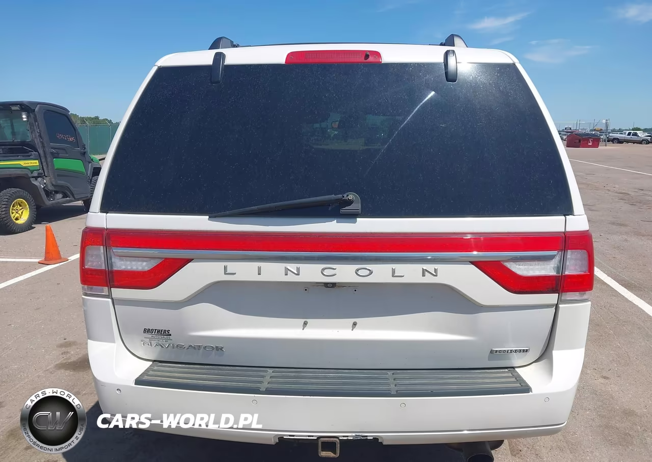 2015 Lincoln Navigator VIN:5LMJJ2JT6FEJ05474 - 16