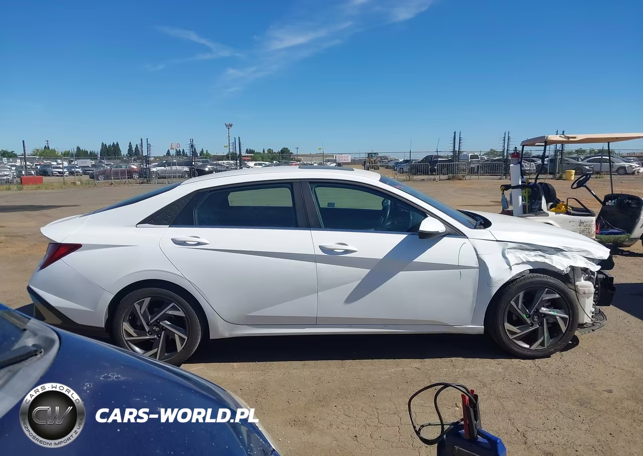 2025 Hyundai Elantra Limited VIN:KMHLP4DG9SU869890 - 14