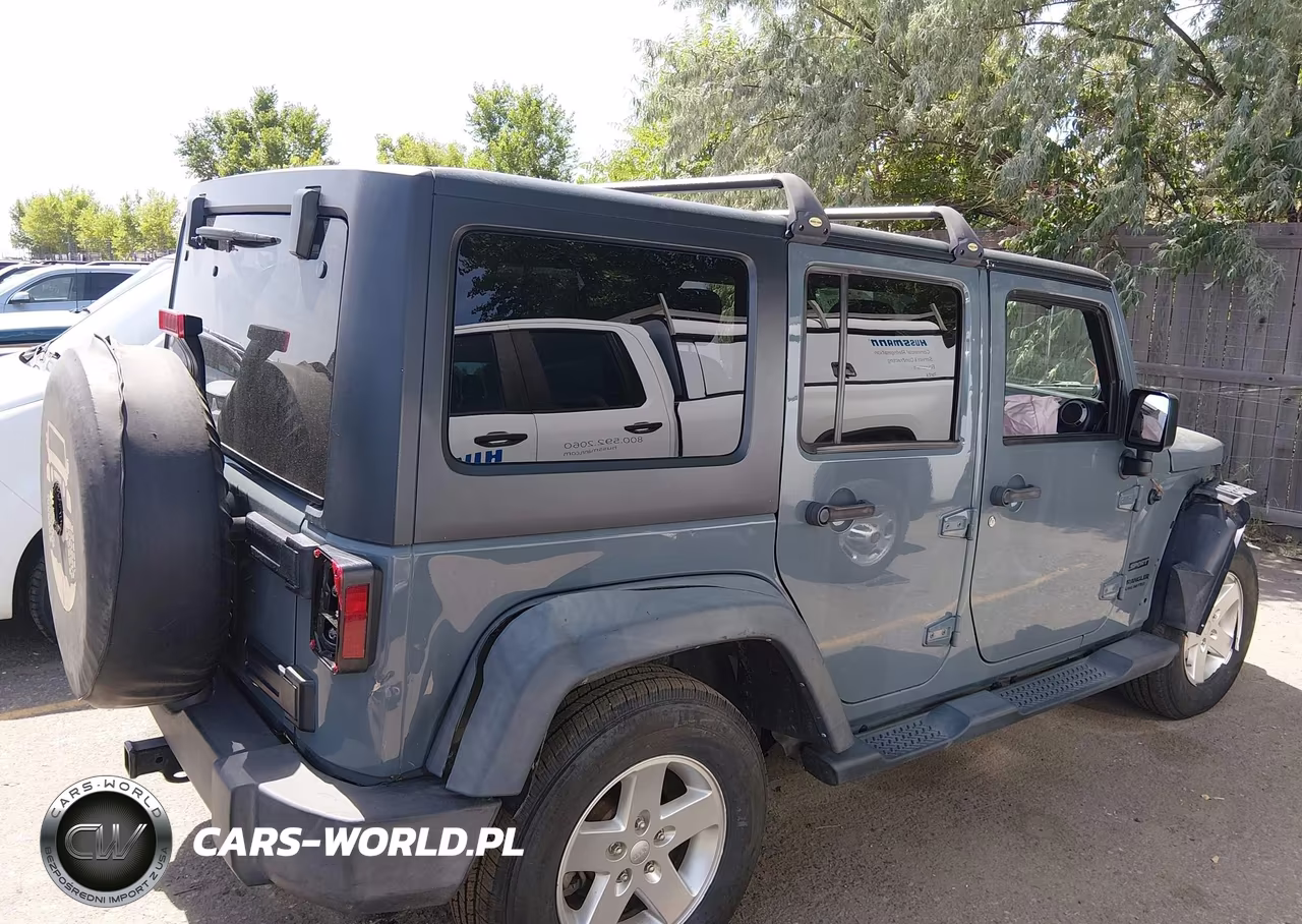 2014 Jeep Wrangler Unlimited Sport VIN:1C4HJWDG1EL284335 - 13