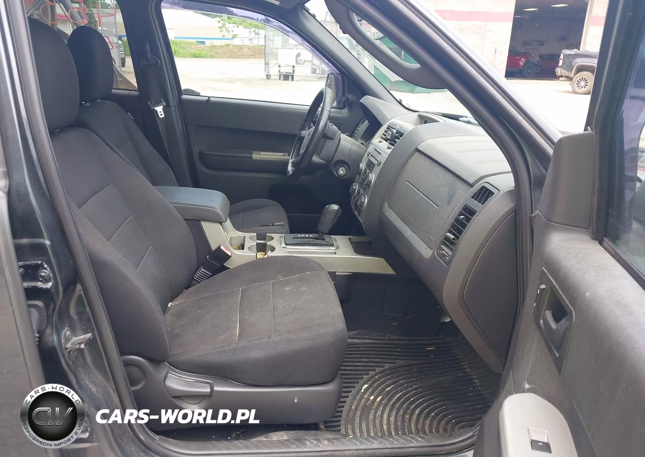 2009 Ford Escape Xlt VIN:1FMCU93769KC03356 - 5