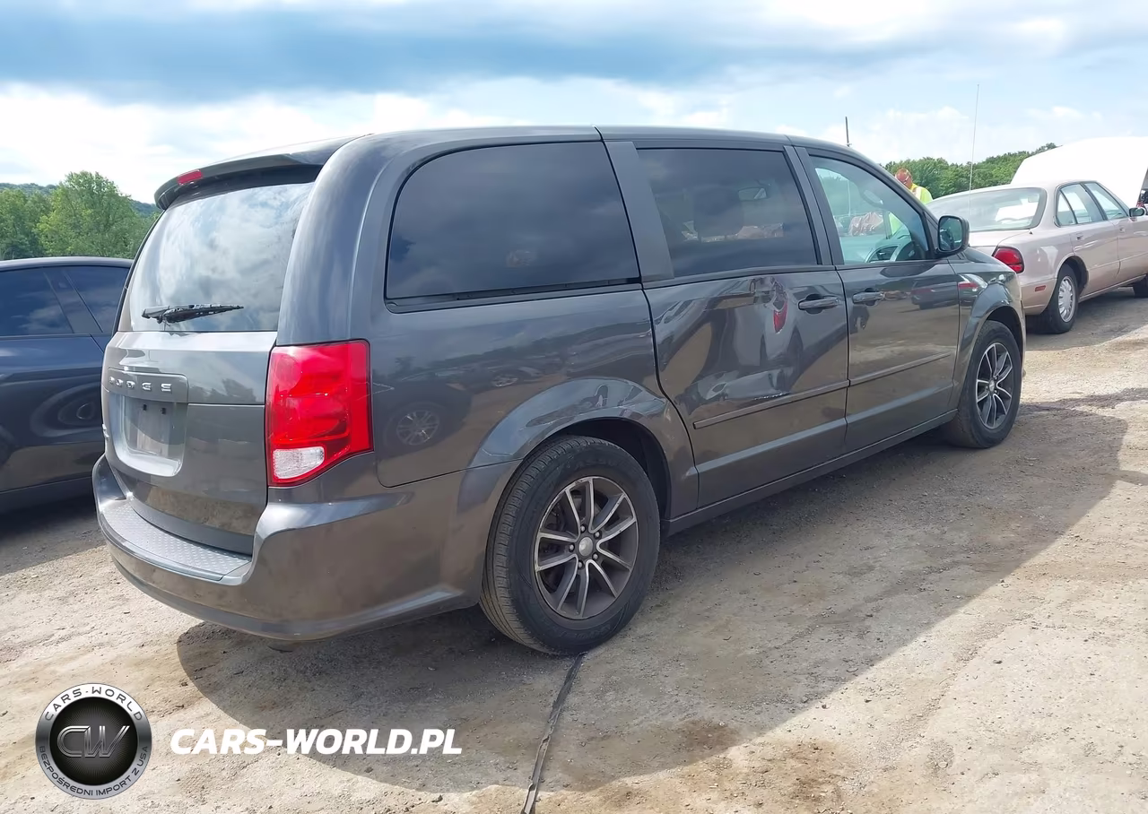 2015 Dodge Grand Caravan Se Plus VIN:2C4RDGBGXFR737848 - 4